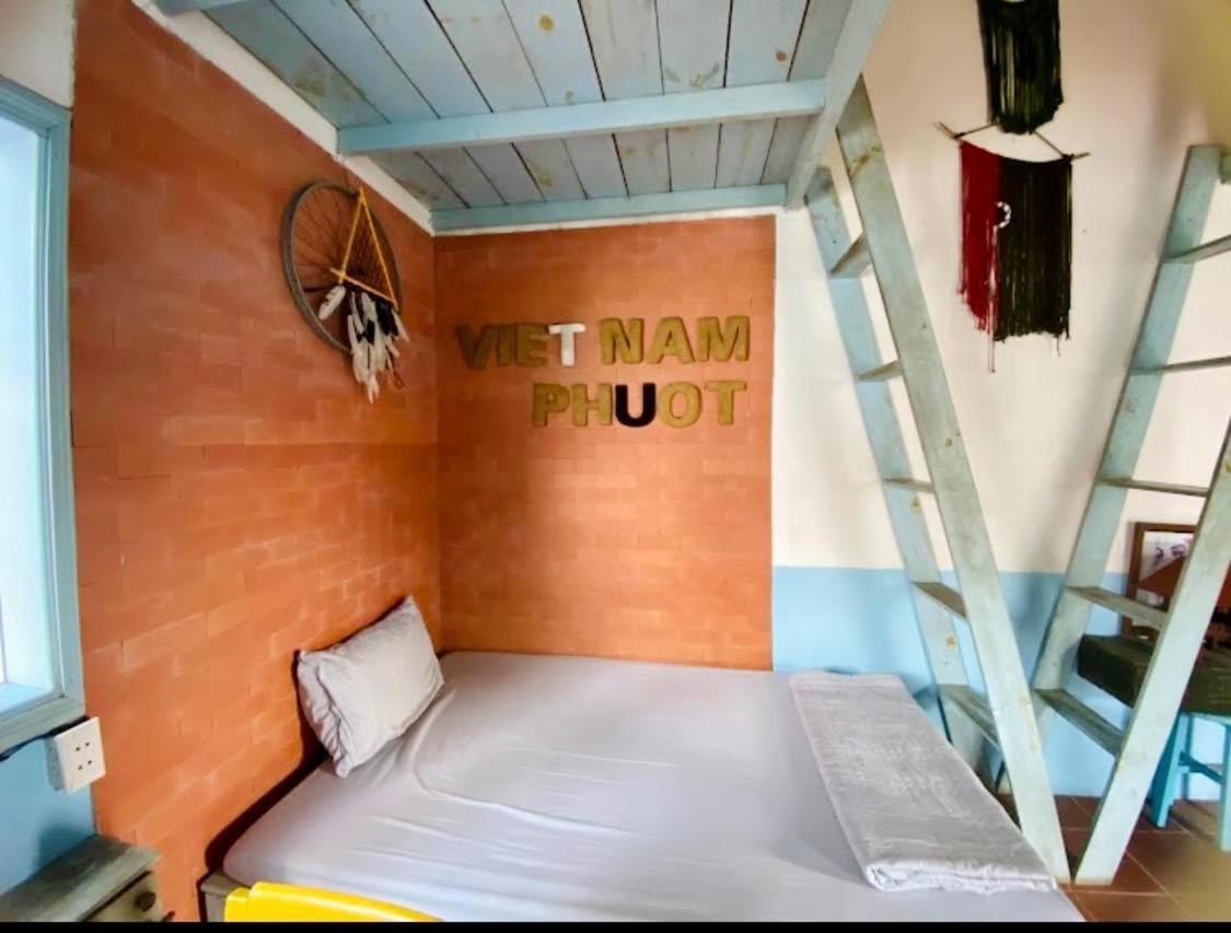 Vietnam Phuot Real Home Kon Tum Exterior foto